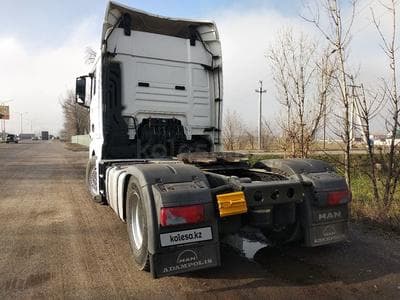 MAN TGX