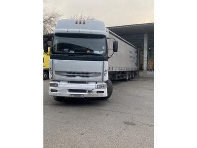 Renault Premium