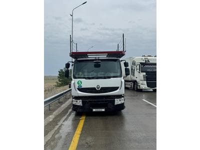 Renault Premium