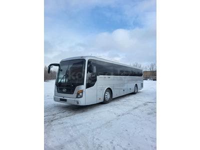 Hyundai Universe
