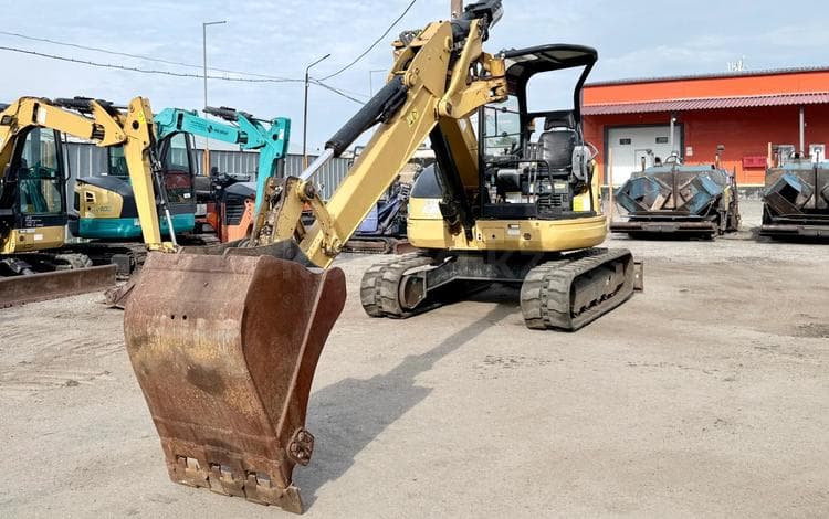CAT CAT 050S