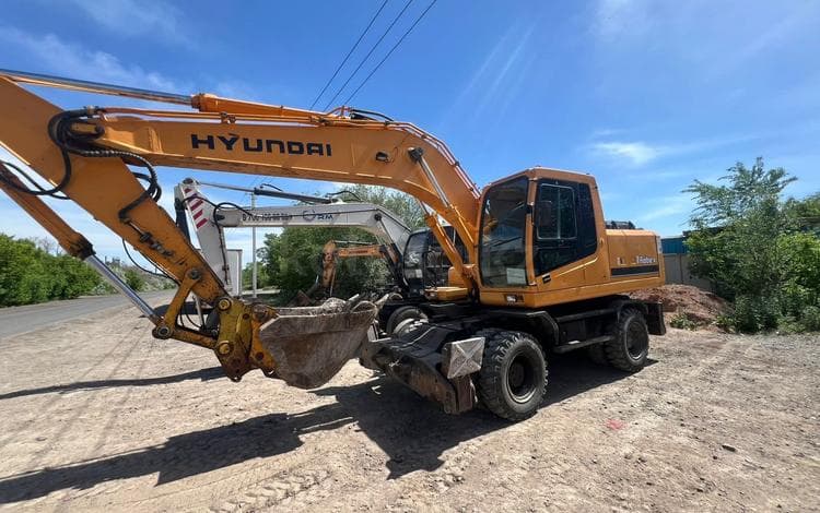 Hyundai R210W