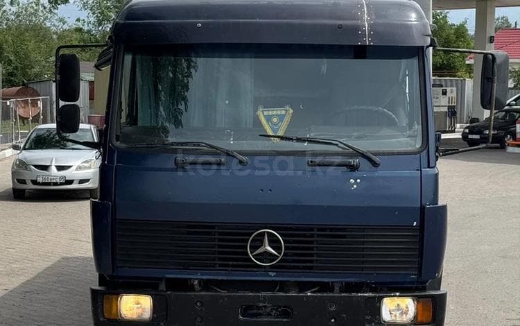 Mercedes-Benz 1117