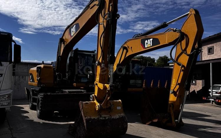 Caterpillar 320D2 L